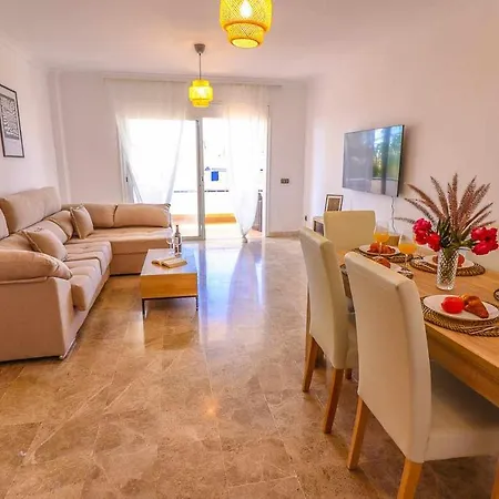 Rentaliday Cristianos Penthouse Apartmán *